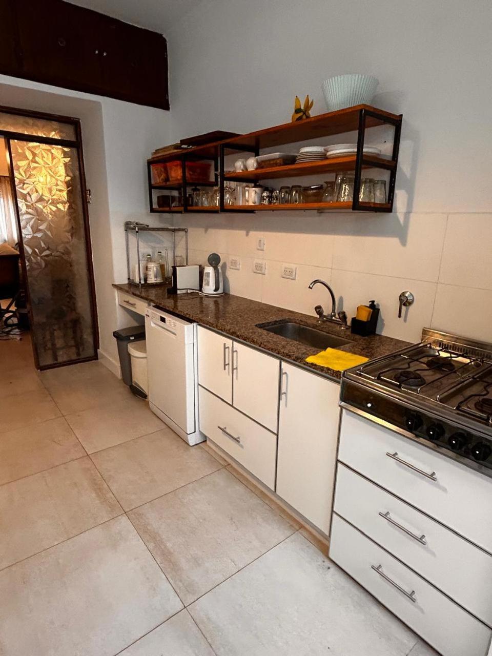 En Gueemes Cerca De Todo Apartamento